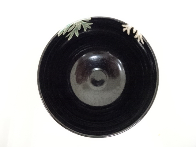 道具 ] - 道具 京焼 宮地英香造 黒仁清蛤松鶴茶碗（共箱） | ネット